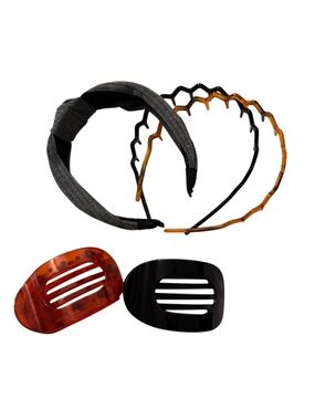 Bundle of hair accessories